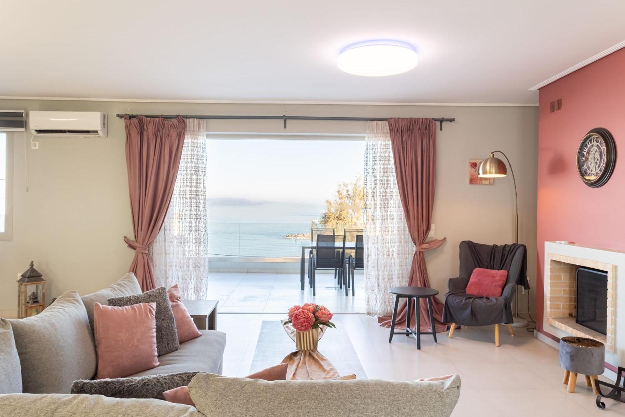 Beachfront Artemida Retreat - Peony Seabreeze Gem Bagian luar foto